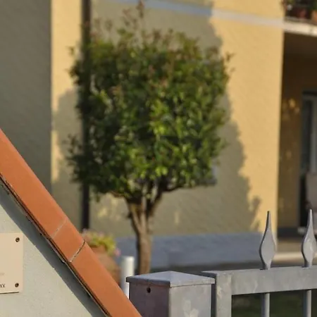 Apartment Base San Giuliano Terme